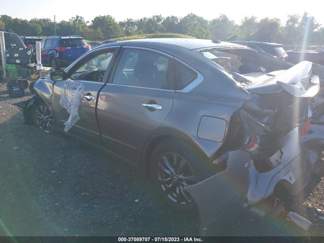 Nissan Altima 2.5 S 2015 1N4AL3AP7FC581681 Image 3