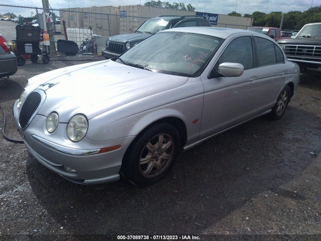 2002 JAGUAR S-TYPE VIN: SAJDA01N02FM24711
