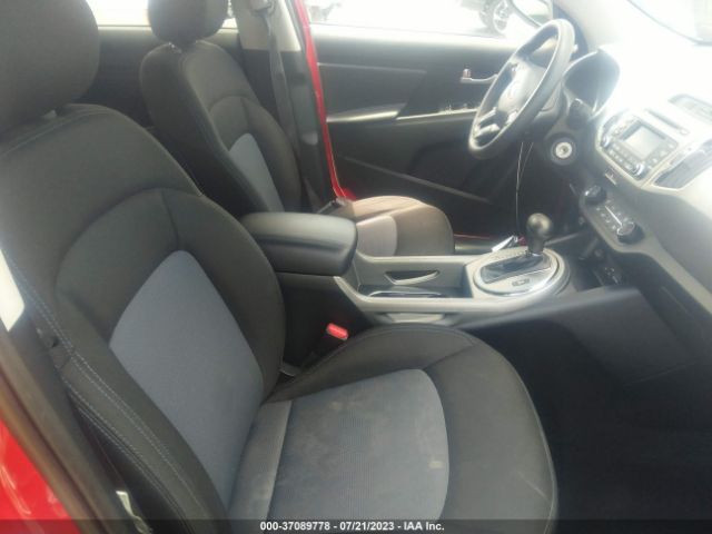 KNDPBCAC8F7764052 KIA Sportage Lx