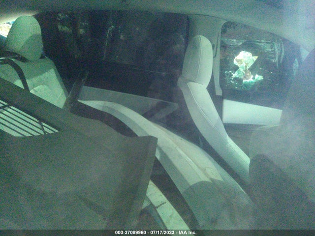 Tesla Model Y Performance 2021 5YJYGDEF9MF271214 Image 15
