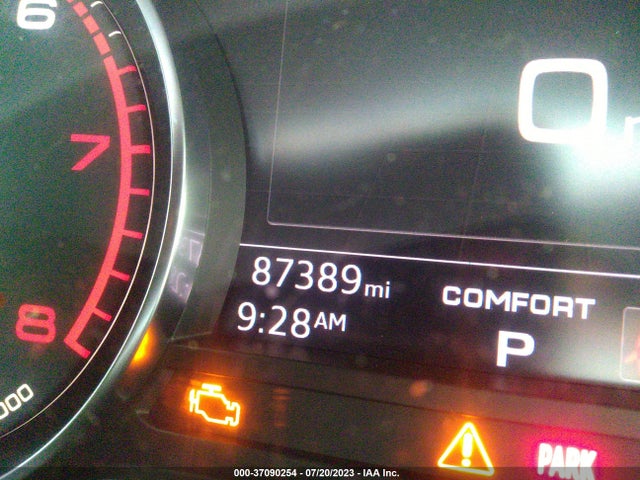 WAUANAF4XHN031158 Audi A4 PREMIUM