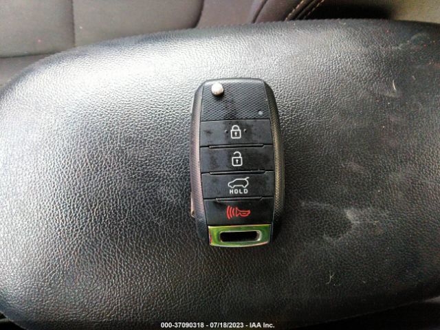 KNDJN2A21K7024531 KIA Soul Base