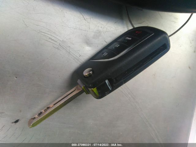 4T1G11AK7MU526136 Toyota CAMRY SE