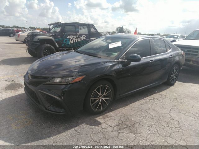 4T1G11AK7MU526136 Toyota CAMRY SE