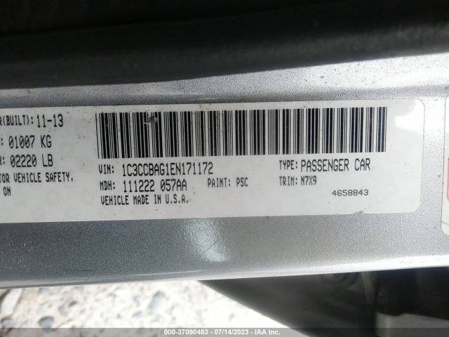 1C3CCBAG1EN171172 Chrysler 200 LX