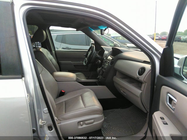 2012 HONDA PILOT TOURING VIN: 5FNYF4H99CB012147