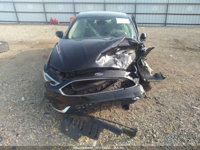 3FA6P0MU1KR185686 Ford Fusion Hybrid Sel
