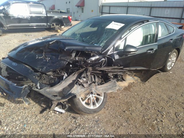 3FA6P0MU1KR185686 Ford Fusion Hybrid Sel