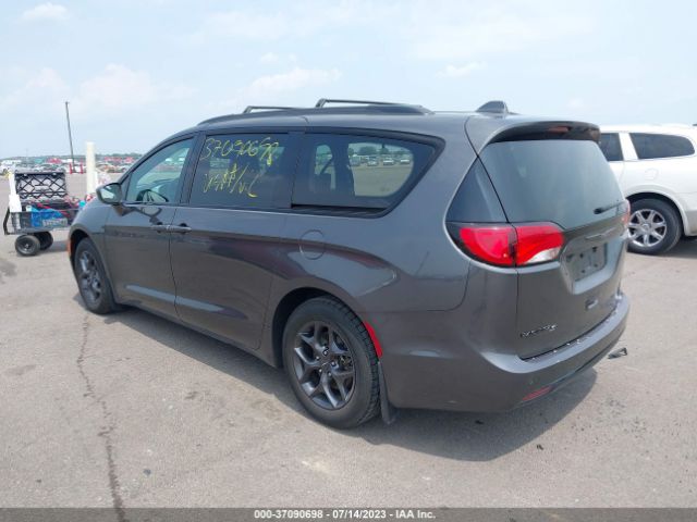 2018 CHRYSLER PACIFICA 2C4RC1EG7JR352378 Photo 2