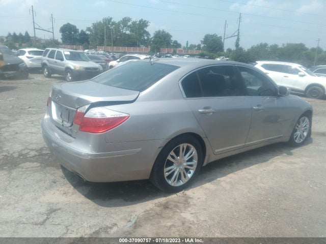 2010 HYUNDAI GENESIS VIN: KMHGC4DF8AU100767