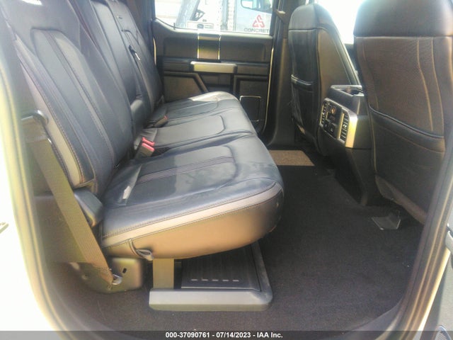 2019 Ford F-450, VIN: 1FT8W4DT2KEE83221