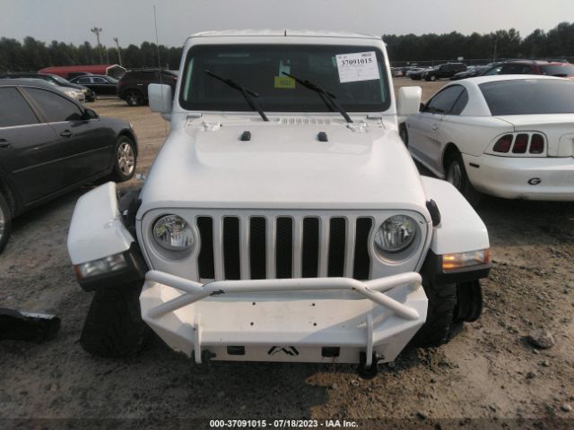 1C4HJXEG9KW589337 Jeep Wrangler Unlimited Sahara