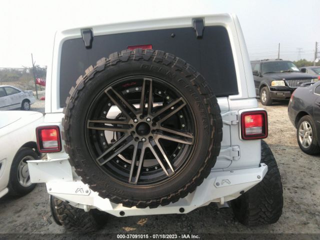 1C4HJXEG9KW589337 Jeep Wrangler Unlimited Sahara