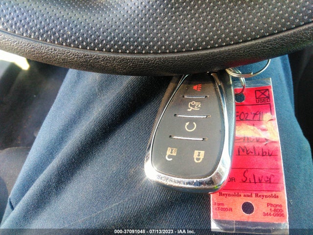 1G1ZD5ST3MF027916 Chevrolet Malibu