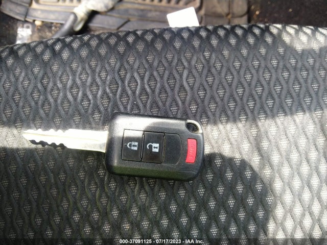 JA4AZ3A3XKZ052281 Mitsubishi Outlander Es/se/sel/le