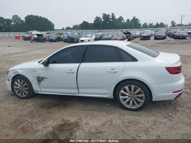 WAUKMAF40JA009464 Audi A4 Premium/tech Premium