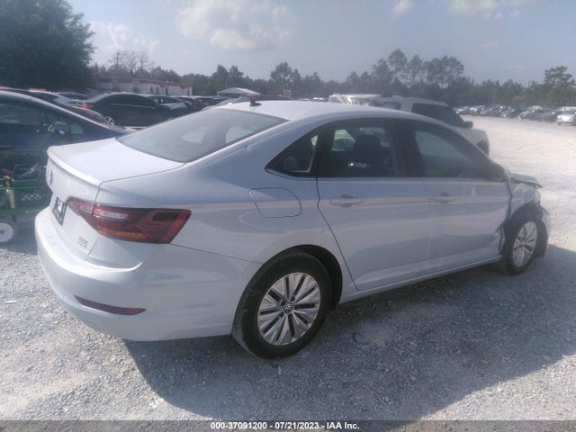3VWC57BU3KM143772 Volkswagen Jetta S/se/r-line