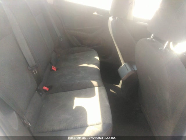 3VWC57BU3KM143772 Volkswagen Jetta S/se/r-line