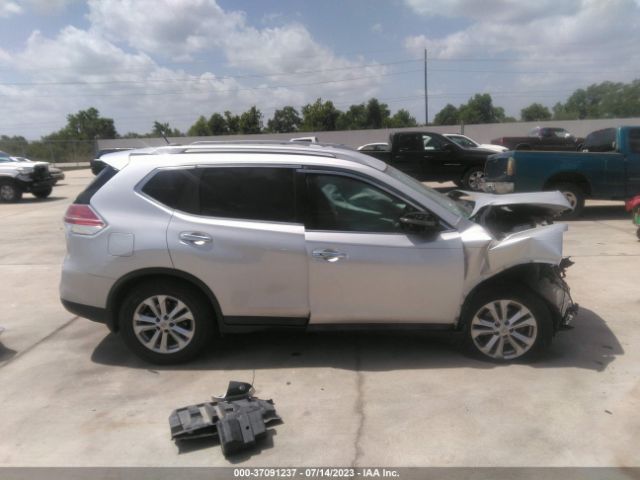5N1AT2MT3GC830956 Nissan ROGUE SV