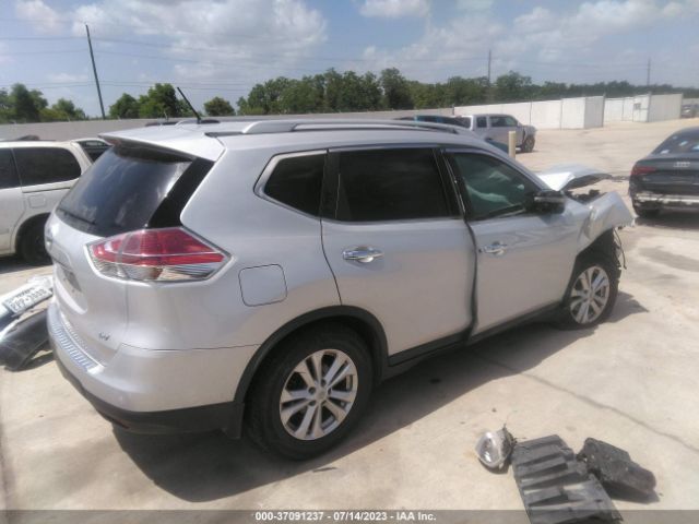 5N1AT2MT3GC830956 Nissan ROGUE SV