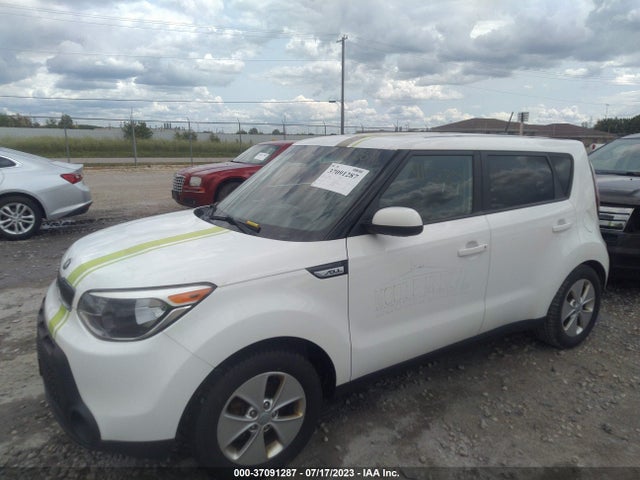 KIA Soul Base 2016 KNDJN2A29G7844167 Image 2