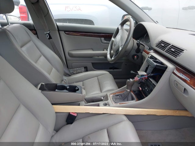 2004 AUDI A4 3.0L VIN: WAULT68EX4A084042
