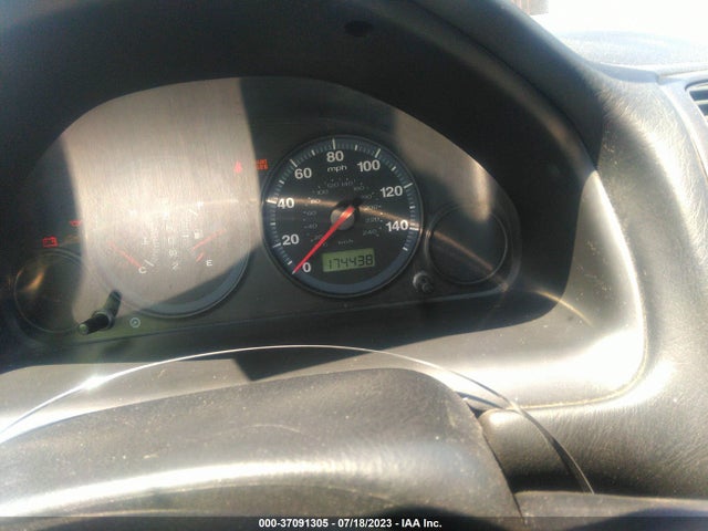 2005 HONDA CIVIC CPE VP VIN: 1HGEM22165L071108