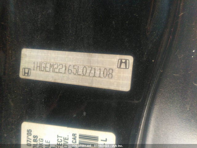 2005 HONDA CIVIC CPE VP VIN: 1HGEM22165L071108