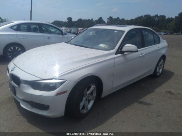 WBA3C3C59EF984800 BMW 3 Series 320i Xdrive