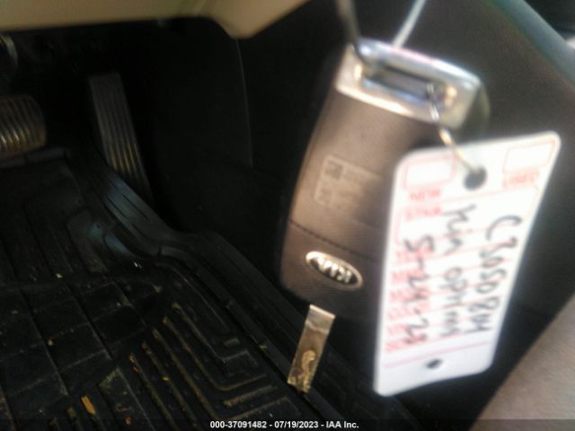 KNAGT4L38G5100795 KIA Optima Lx