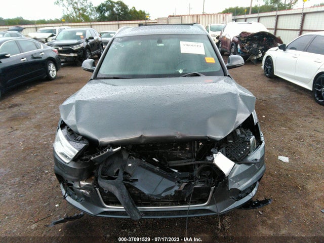 WA1EFCFS3GR017969 Audi Q3 Premium Plus