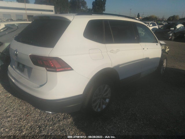 3VV1B7AX7LM114793 Volkswagen TIGUAN S