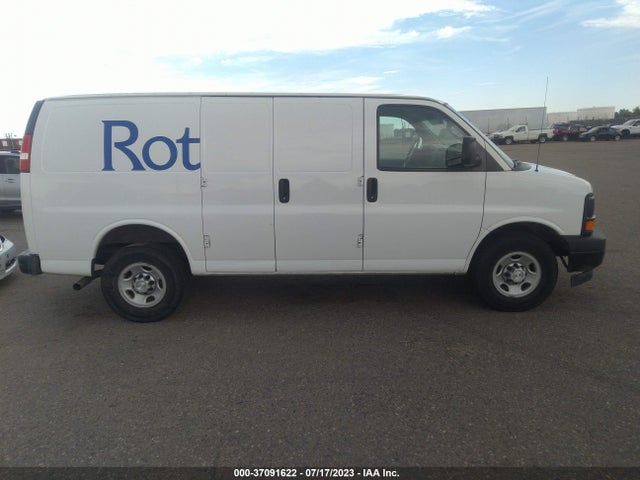 Chevrolet EXPRESS CARGO VAN 2017 1GCWGAFF2H1315394 Image 13