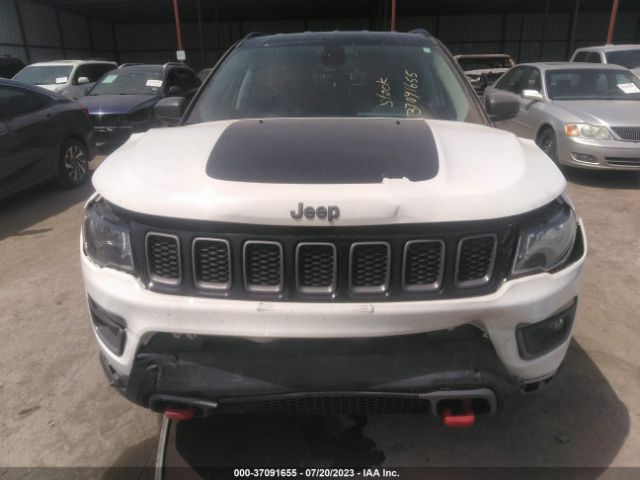 3C4NJDDB8LT111909 Jeep Compass Trailhawk