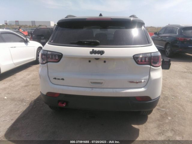 3C4NJDDB8LT111909 Jeep Compass Trailhawk