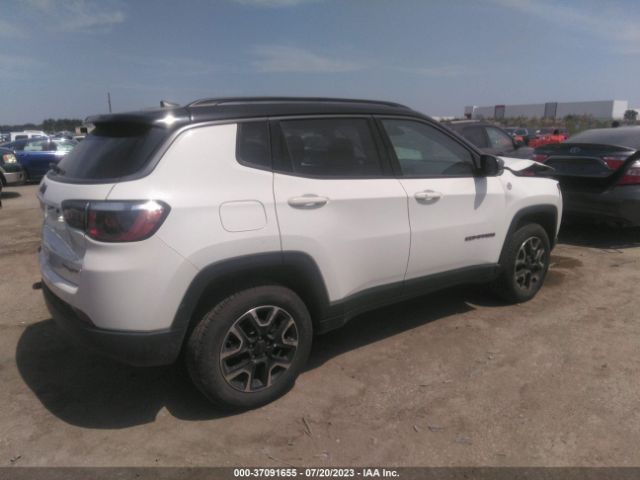 3C4NJDDB8LT111909 Jeep Compass Trailhawk