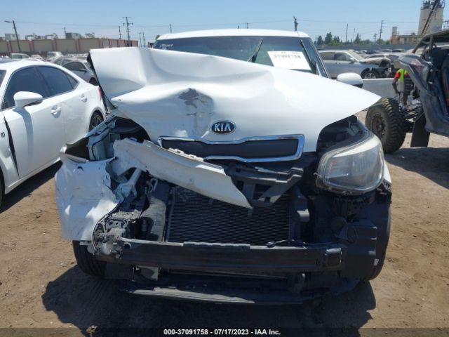 KNDJN2A29F7135592 KIA Soul Base
