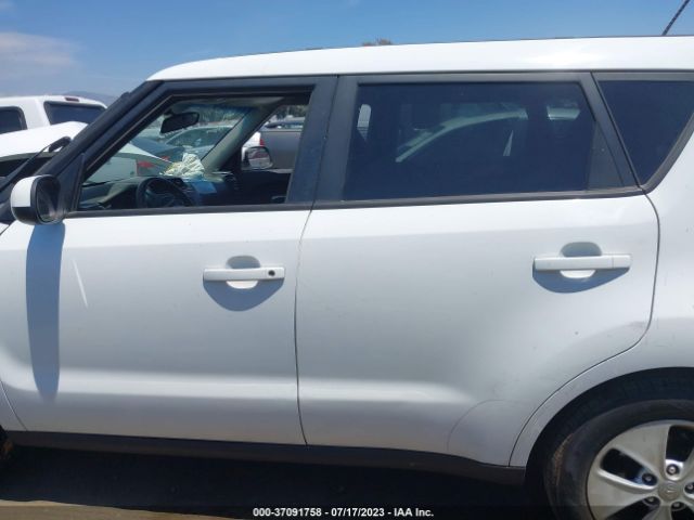 KNDJN2A29F7135592 KIA Soul Base