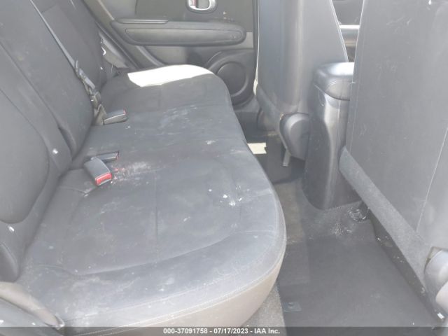 KNDJN2A29F7135592 KIA Soul Base