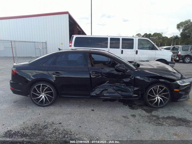 WAUKMAF47JN006795 Audi A4 Premium/tech Premium