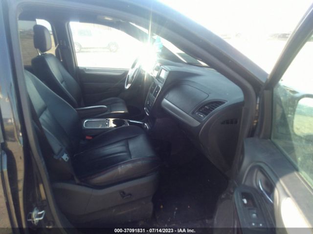 2C4RDGEG1KR784207 Dodge Grand Caravan Gt