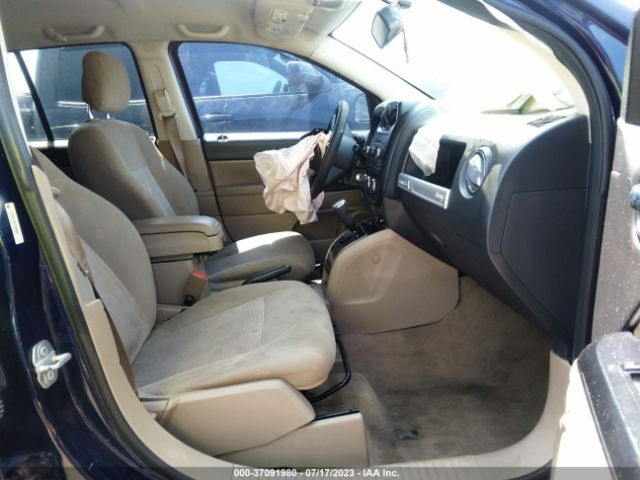 1C4NJCBA8GD665080 Jeep Compass Sport