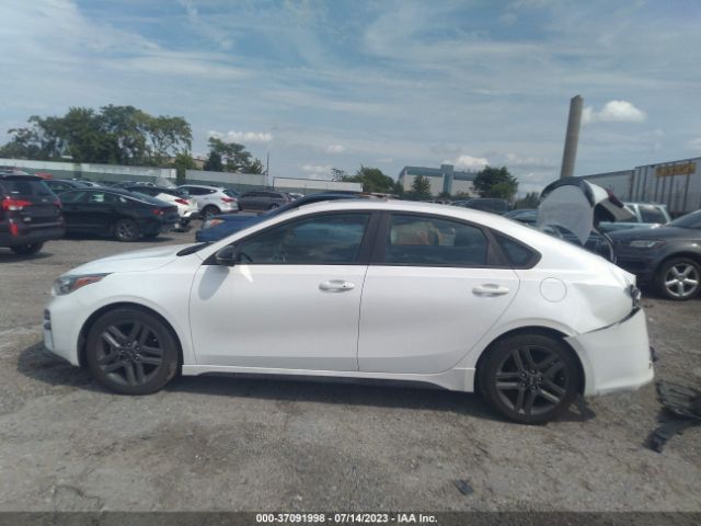3KPF34AD2ME420186 KIA Forte Gt-line