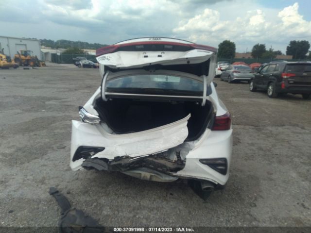 3KPF34AD2ME420186 KIA Forte Gt-line