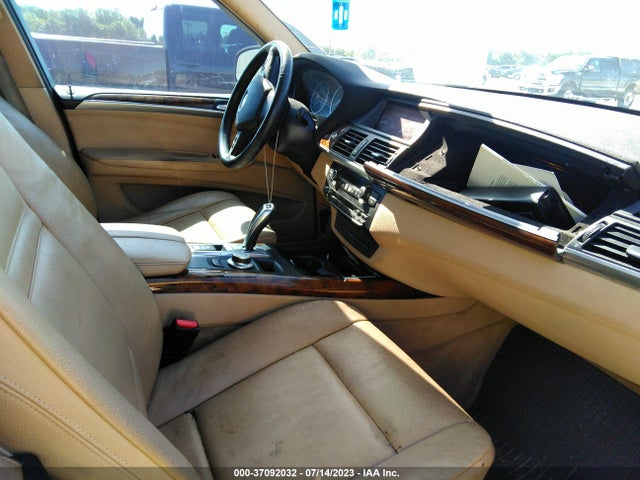2009 BMW X5 30I VIN: 5UXFE43509L273122
