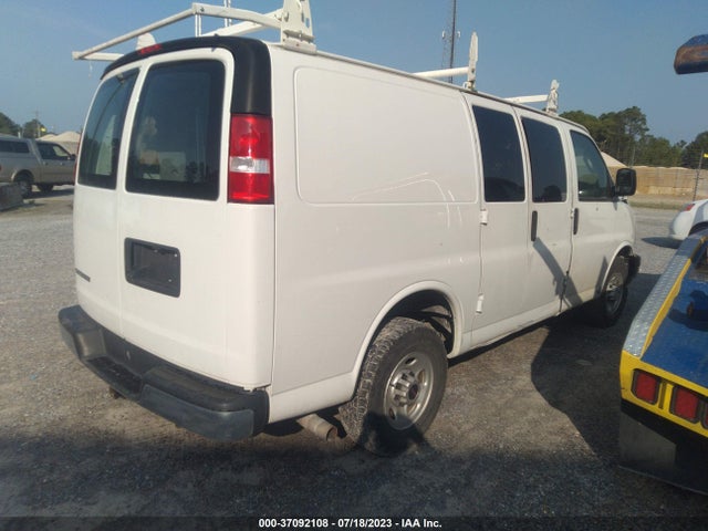 Chevrolet EXPRESS CARGO VAN 2018 1GCWGAFG7J1908795 Image 4