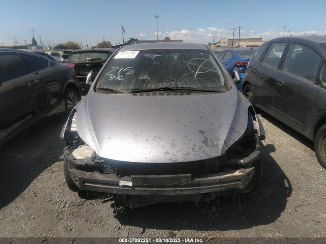 2016 HYUNDAI ELANTRA SE VIN: 5NPDH4AE7GH736880