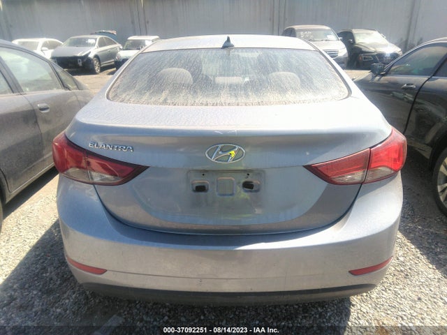 2016 HYUNDAI ELANTRA SE VIN: 5NPDH4AE7GH736880