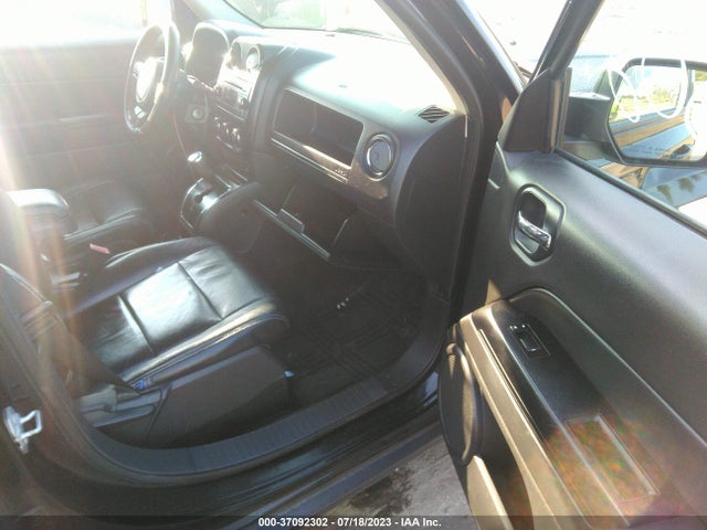 1C4NJPFA6FD343215 Jeep Patriot Latitude