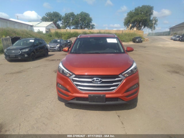 Hyundai TUCSON SE 2017 KM8J3CA45HU391824 Image 4
